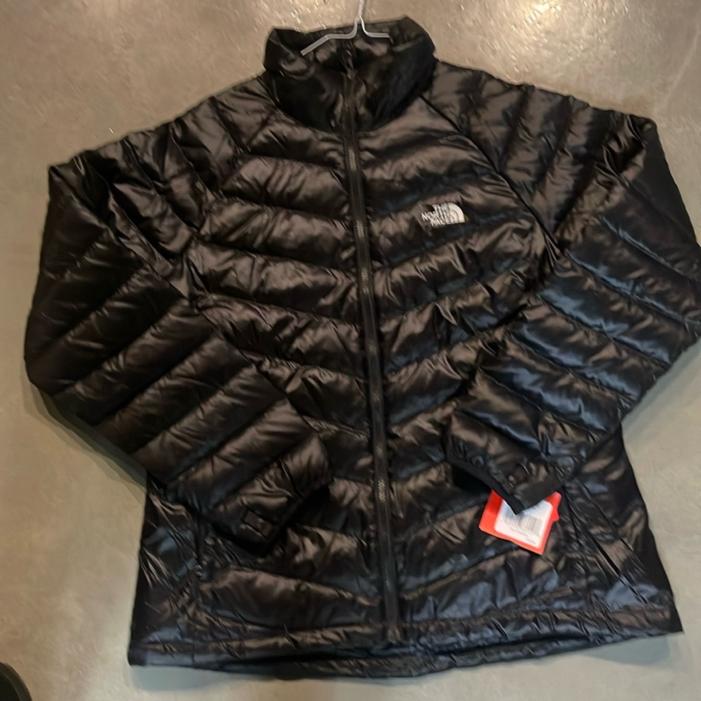 Northface Women’s Flair Down Puffer Jacket (XL)